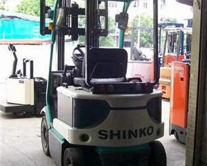 SHINKO電瓶叉車(chē)